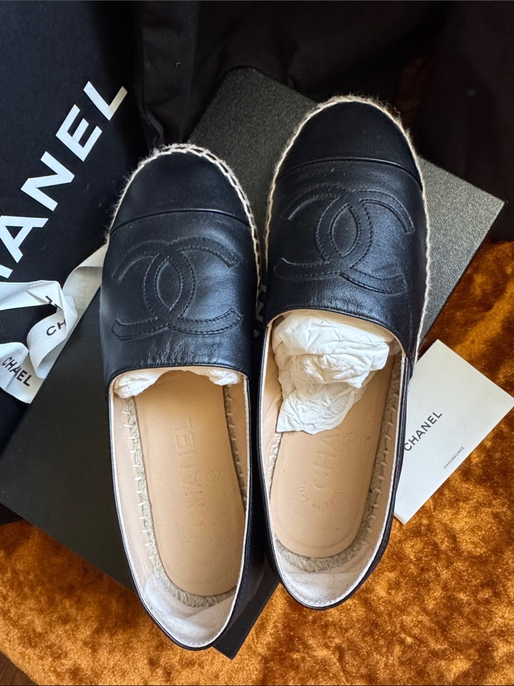 CHANEL Black Leather Espadrille Flats with Logo - Picture 2 of 8